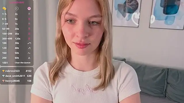 CynthiaaStone webcam