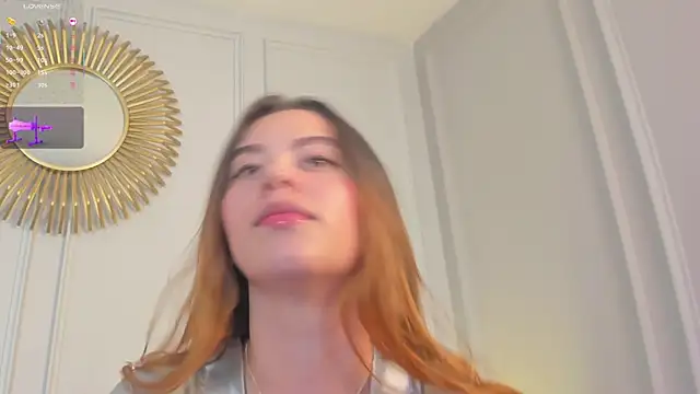 CharlotteBrownn_ webcam