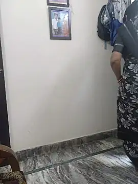 sexybebox - SexybeboX's free webcam - UK Sex Cams