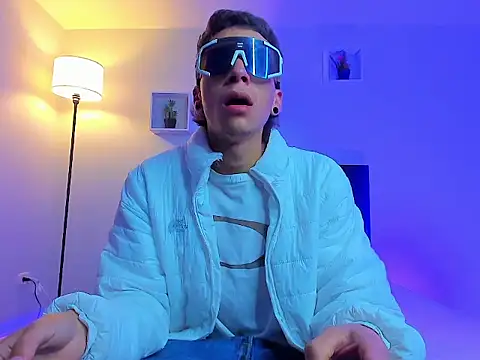 Noahh_Saky live sex cam