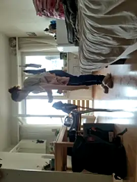 jevaisreflechir - Jevaisreflechir's free webcam - UK Sex Cams