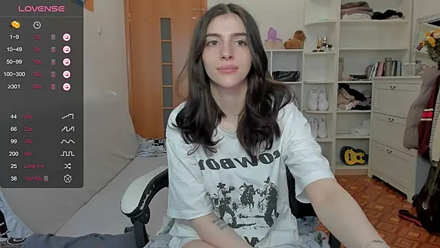 broosnica1 - Broosnica1's free webcam - UK Sex Cams