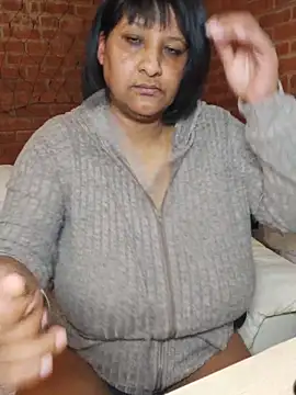 Lilybanx live sex cam