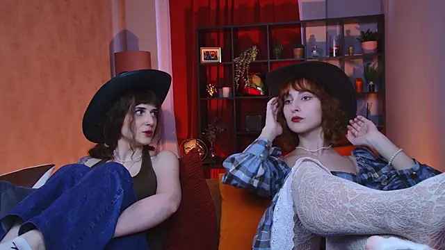 OliviaMcClean webcam