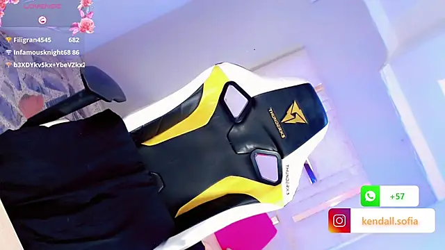 Sophiaa_doll_ webcam