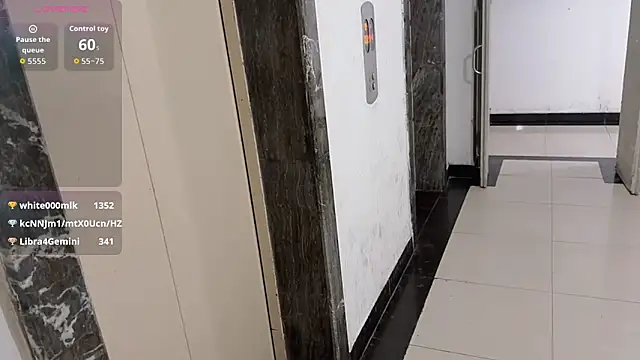 美女Jiinnxx在线直播