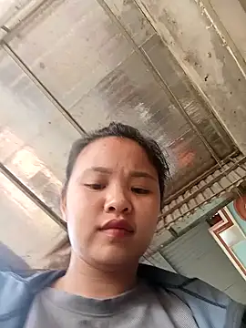 Webcam Model (Pretty-haert)  is live.Free join now!