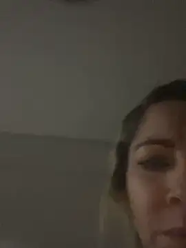 viktoria_davis_ webcam