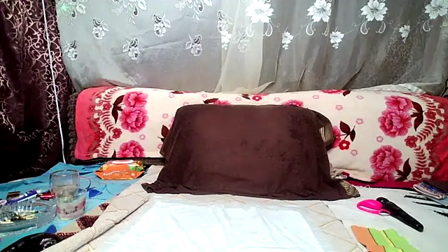 kissingyouu - Kissingyouu's free webcam - UK Sex Cams