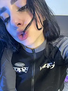 sharlot24 (F teen) - Fisting🤌