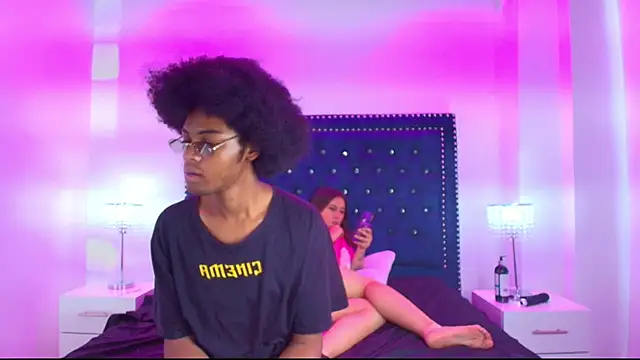 Cristal_and_luke webcam