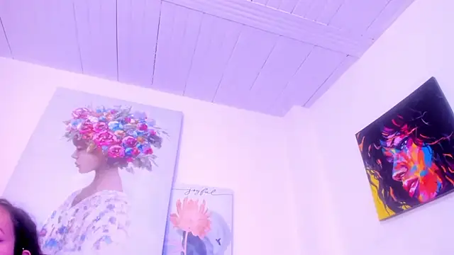 Salome_Whiter webcam