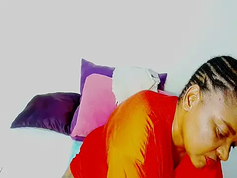 Love-Racheal75 webcam