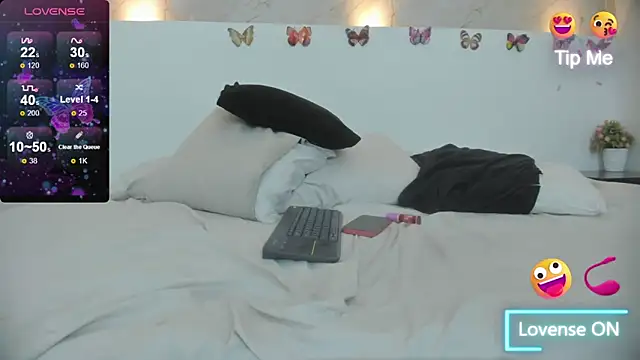 pretty_ariiel webcam