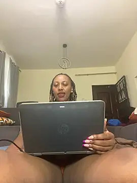 FREAKYBBW_001 webcam