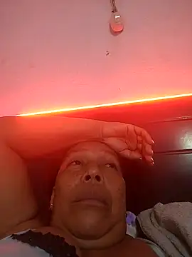 Ruby-Hot-Milf webcam