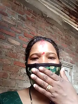 Kirti_sacsena webcam