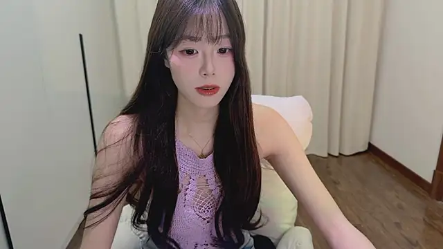 Onecutelittle webcam