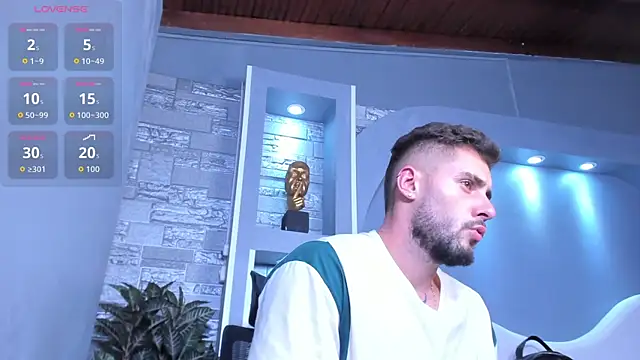 dominic_de_luca webcam