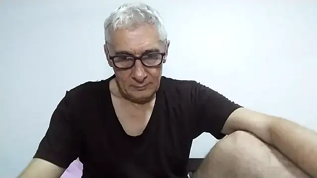 BIGUNCUTHARDCOCK webcam