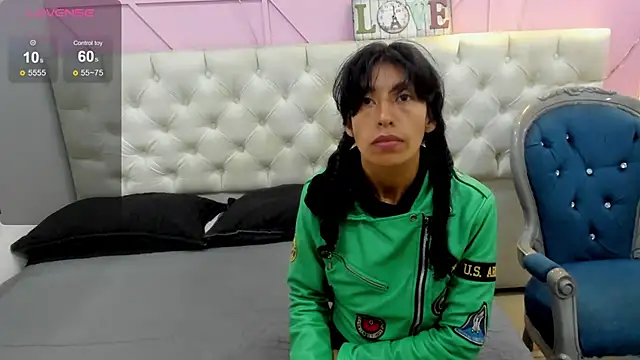 karolinee_66_ webcam