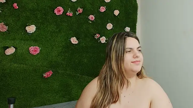 Huge_Titties_ webcam