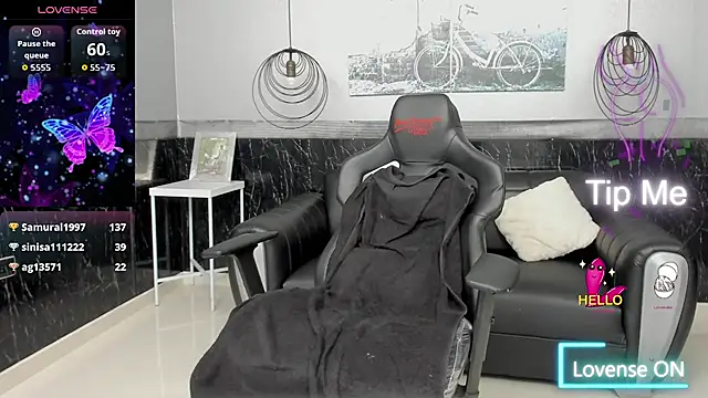 AlexandraMilff webcam