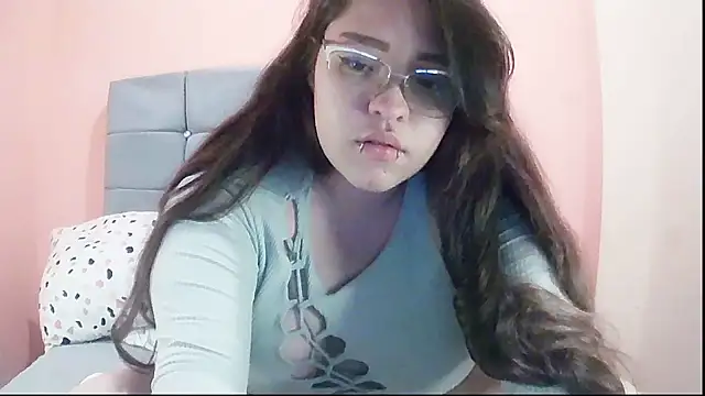 Sophie_200308 webcam