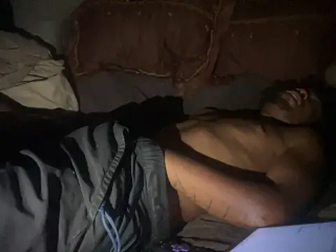 SlimeCrownzOut5 webcam