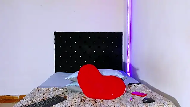 valen_colombian69 webcam