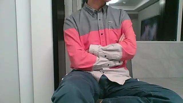 nole_china7 (Ask my age) - talk / fun / cum