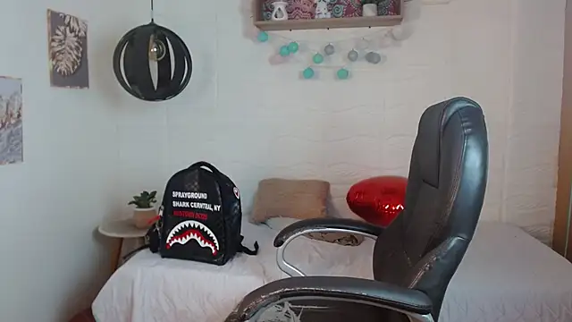 AmethystShadow17 webcam