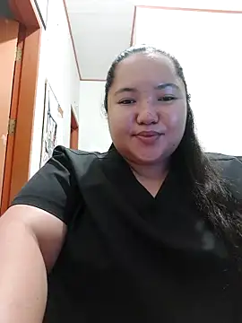 Webcam Model (LianaCruzado)  is live.Free join now!