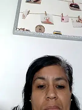 Webcam Model (Molly_newman6) is live