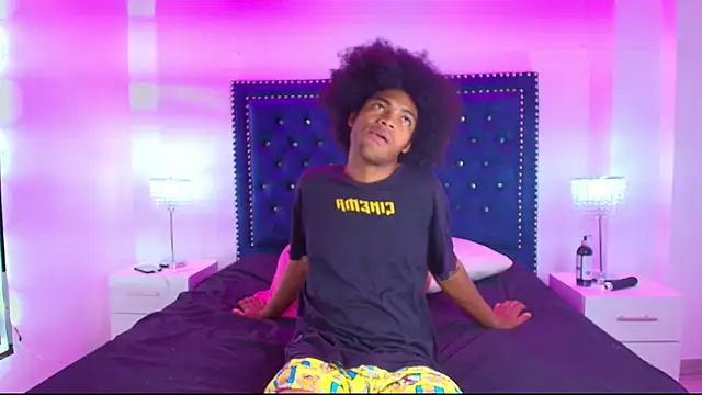 Cristal_and_luke webcam