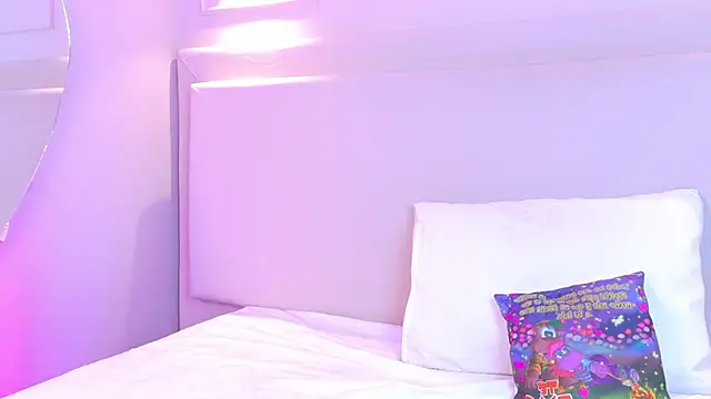 naomiklarc (F teen) - MAKE ME SQUIRT TODAY