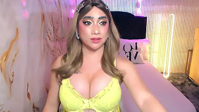 SelfsuckmyBigBanna webcam