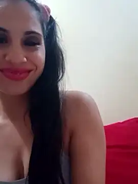 Webcam Model (molymeneses)  is live.Free join now!