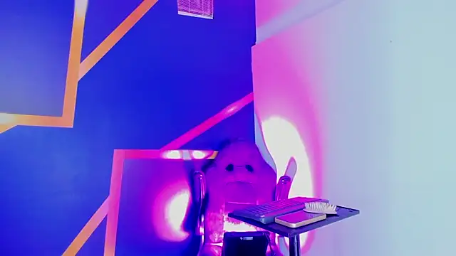 Melanny_Brats webcam