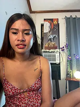 Princessaprilxxx live sex cam