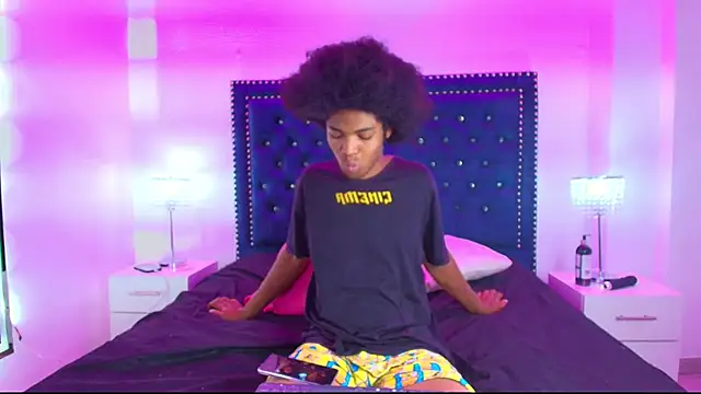 Cristal_and_luke webcam