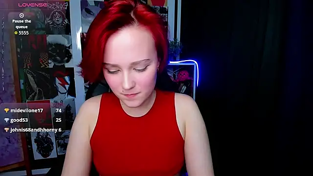 Ellie_Heavenly webcam