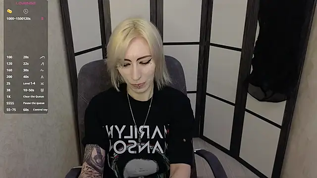 Black_Orchides webcam