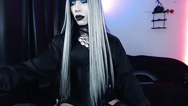 april_simons2 webcam