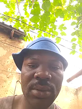 petrossa - Petrossa's free webcam - UK Sex Cams