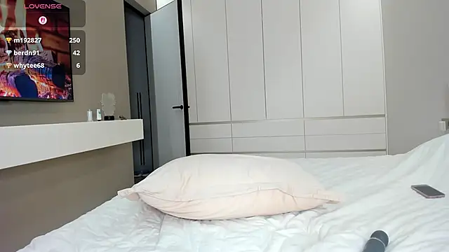 JenniferQueen11 webcam