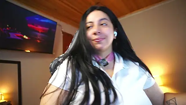 coraline_latin webcam