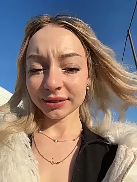 melissa_grr (F teen) - TOTALLY NAKED