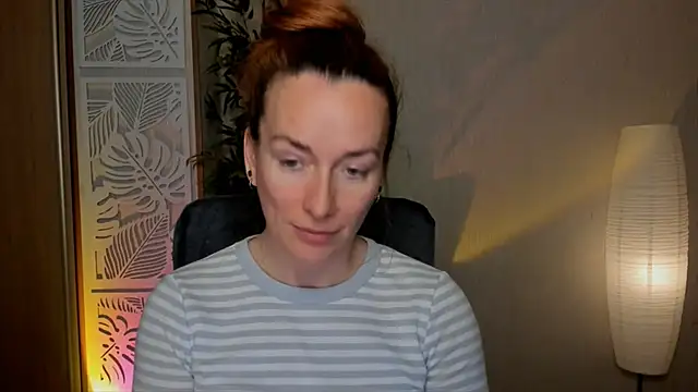 RebeccaMartinez webcam