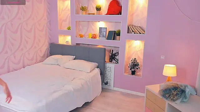 FloraDobb live sex cam